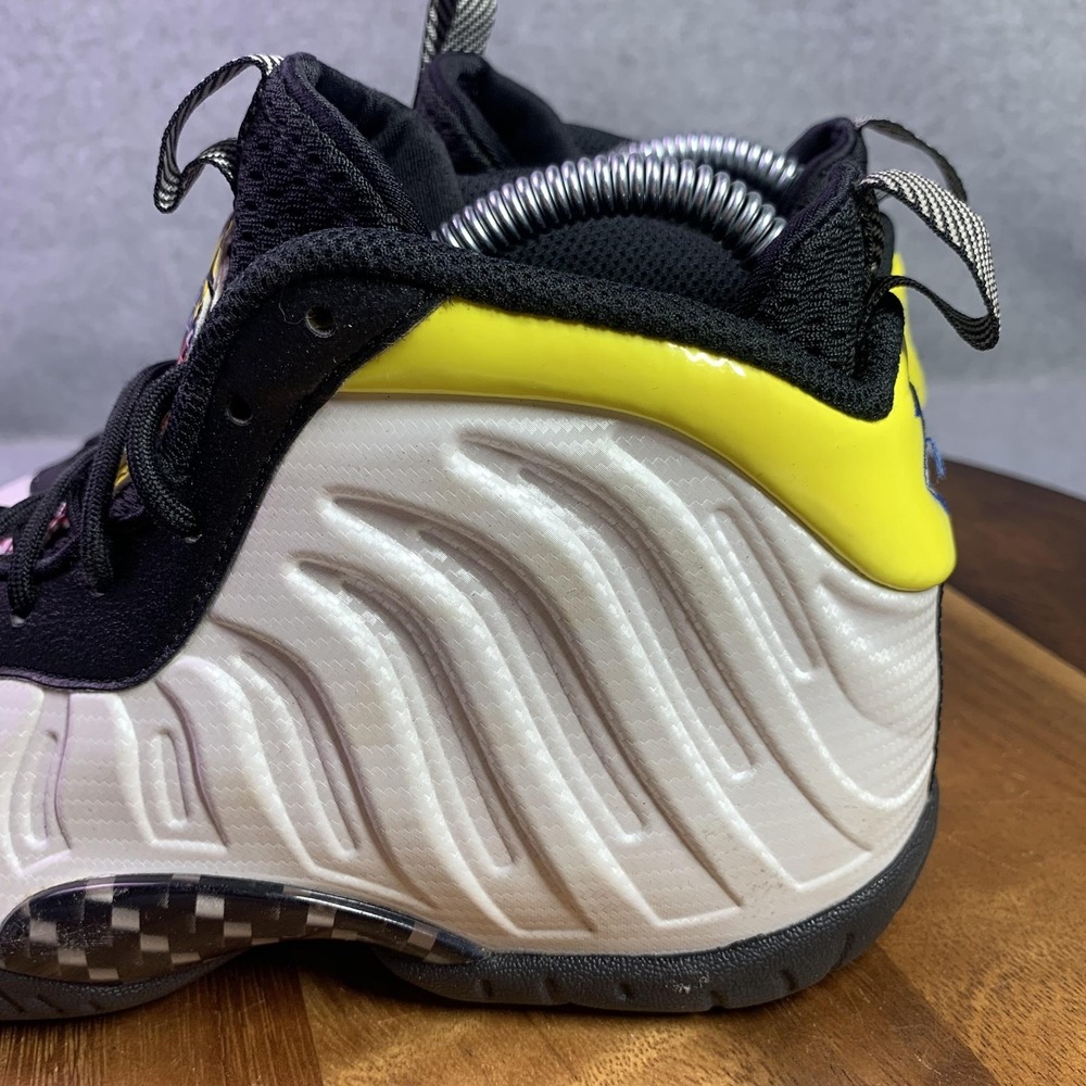Nike Little Posite One Motorsport Foamposite Size 4Y Athletic Shoes DJ5797-100 - Picture 5 of 16